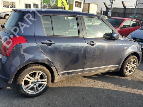 Right front fenders SUZUKI SWIFT III (MZ, EZ) 1.3 (RS413, ZC11S) | BP32363388C42