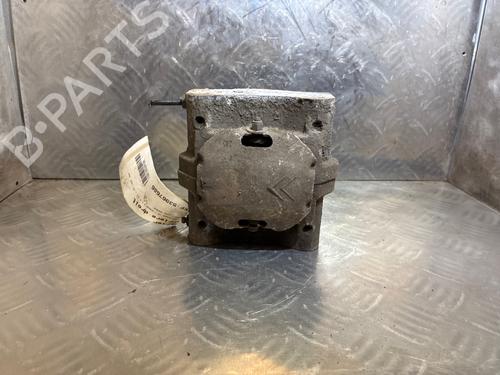 Used Right rear brake caliper Right rear brake caliper 20028075 20028075