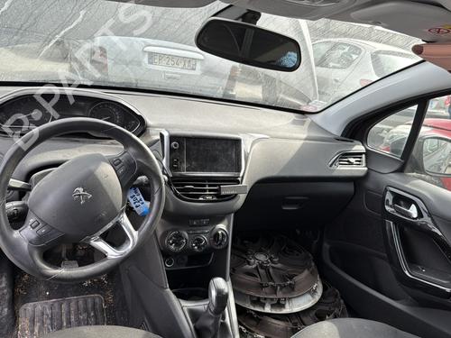 Wheel arch PEUGEOT 208 I (CA_, CC_) 1.2 VTI 82 | BP32386487C56