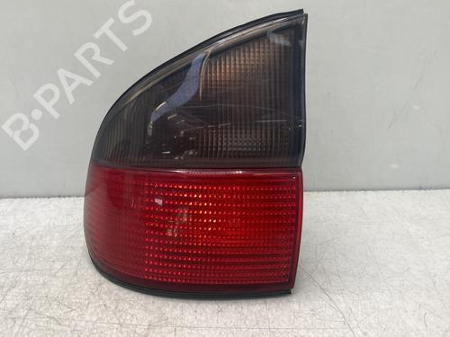 Venstre baglygte RENAULT SAFRANE II (B54_) 2.2 dT (B54G) (113 hp) 32981046