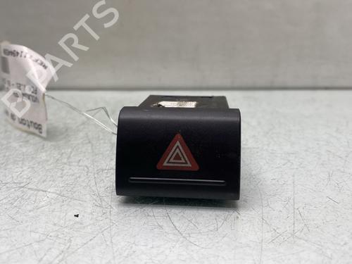 Used Warning switch VW FOX Hatchback (5Z1, 5Z3, 5Z4) 1.2 (55 hp) 30362682