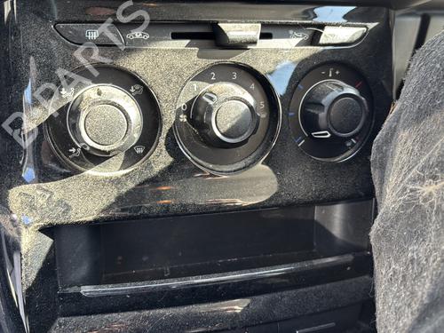 Right front window switch CITROËN C3 II (SC_) 1.2 VTi 82 | BP33648468I26  - Image 18