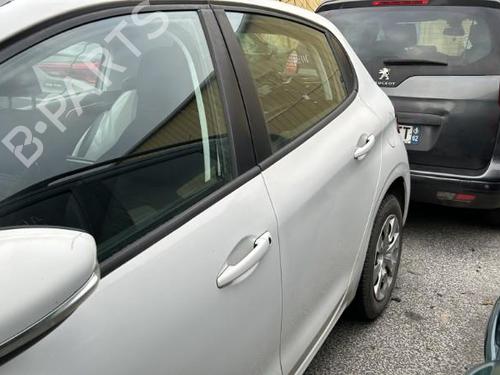 Tailgate PEUGEOT 208 I (CA_, CC_) 1.6 HDi / BlueHDi 75 | BP30720049C6