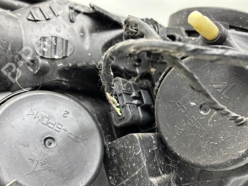 Left headlight RENAULT CLIO IV Grandtour (KH_) 1.5 dCi 90 (KHN3, KHN4) | BP28282564C28 