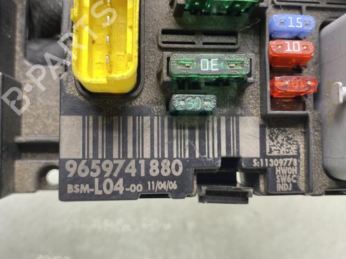 Fuse box PEUGEOT 307 CC (3B) 2.0 HDi 135 | BP23764606E1 