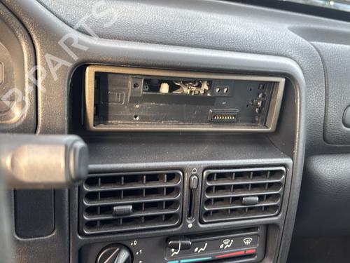 Left taillight PEUGEOT 106 II (1A_, 1C_) 1.0 i | BP32126118C34 