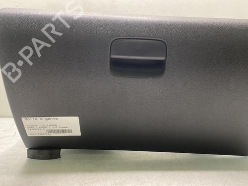 Handskerum PEUGEOT 5008 (0U_, 0E_) 1.6 HDi (112 hp) 32063077