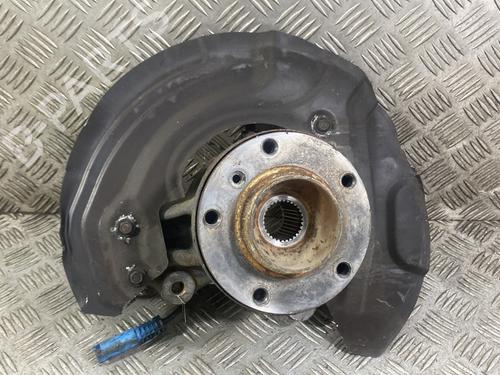 Used Right front steering knuckle BMW 3 Touring (E91) 330 xd (231 hp) 29587324