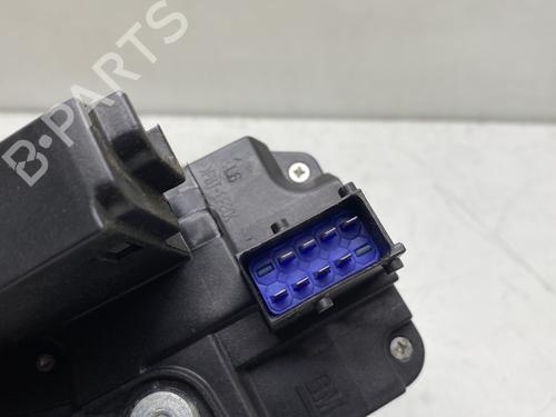 Front left lock RENAULT TRAFIC II Bus (JL) 2.0 dCi 115 (JL00, JL01, JL0H, JL0M, JL0U) | BP33659113C98 - Image 2