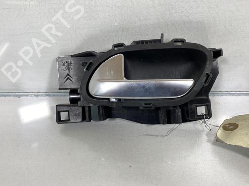 Venstre fortil invendig håndtag PEUGEOT 208 I (CA_, CC_) 1.4 HDi (68 hp) 20018930