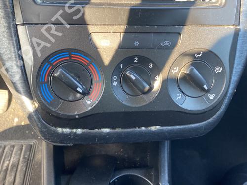 Used Parts FIAT GRANDE PUNTO (199_) 1.3 D Multijet (75 hp) 4243615
