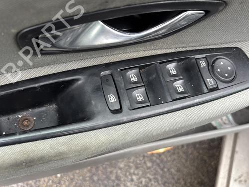 Fuse box RENAULT MEGANE III Hatchback (BZ0/1_, B3_) 1.5 dCi (BZ0C) | BP37452354E1 - Image 41
