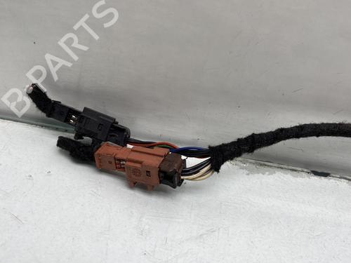 Right mirror PEUGEOT 207 (WA_, WC_) 1.4 16V | BP31212251C27