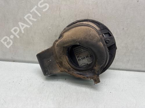 fuel-flap-vw-touran-1t1-1t2-2003-2004-2005-2006-2007-2008-2009-2010-2011-37452373 main image