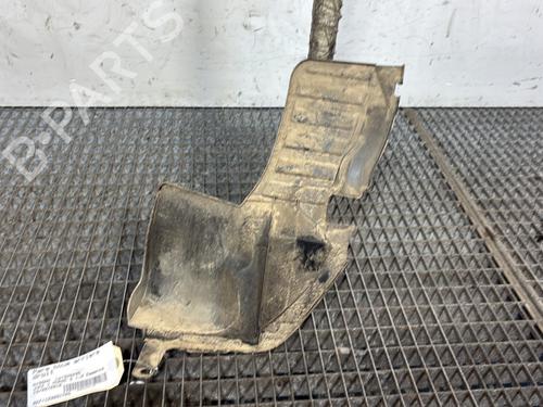 Used Wheel arch Wheel arch NISSAN JUKE (F15) 1.2 DIG-T (115 hp) 34374153 34374153