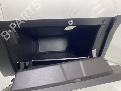 Used Glove box Glove box RENAULT CLIO V (B7_) 1.5 Blue dCi 100 (B7AD) (101 hp) 31189498 31189498