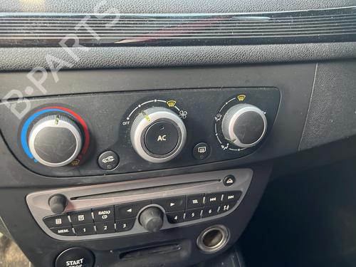 Fuse box RENAULT MEGANE III Hatchback (BZ0/1_, B3_) 1.5 dCi (BZ0C) | BP20008568E1 