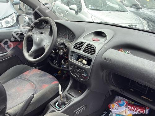 Used Parts PEUGEOT 206 Hatchback (2A/C)  1.4 i  4562165