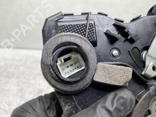Used Front left lock TOYOTA AVENSIS (_T25_) [2003-2008]  19954312