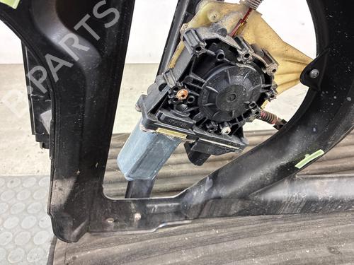 Used Front right window mechanism Front right window mechanism AUDI A3 (8L1) 1.9 TDI (110 hp) 32431026 32431026