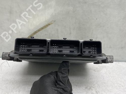 Used Engine control unit (ECU) RENAULT SCÉNIC III (JZ0/1_) 1.5 dCi (JZ02, JZ0R) (95 hp) 21196839