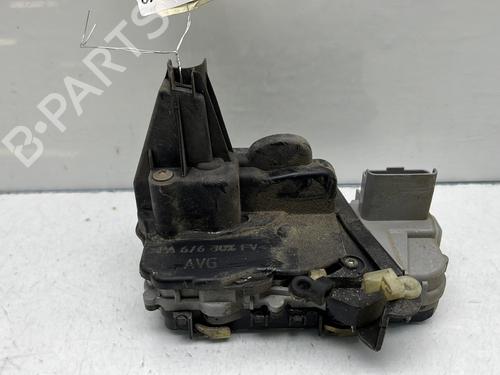 Used Front left lock PEUGEOT 307 (3A/C) 1.4 16V (88 hp) 21823085