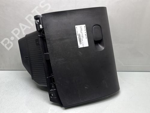 Used Glove box CITROËN C3 III (SX) 1.6 BlueHDi 75 (75 hp) 32263926