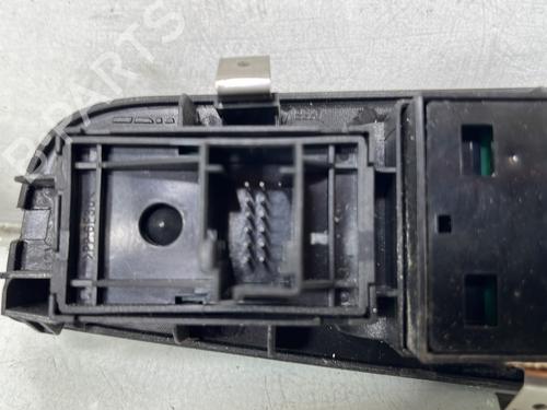 Used Left front window switch Left front window switch LANCIA DELTA III (844_) 1.9 D Multijet (844.AXE1A) (190 hp) 34333099 34333099