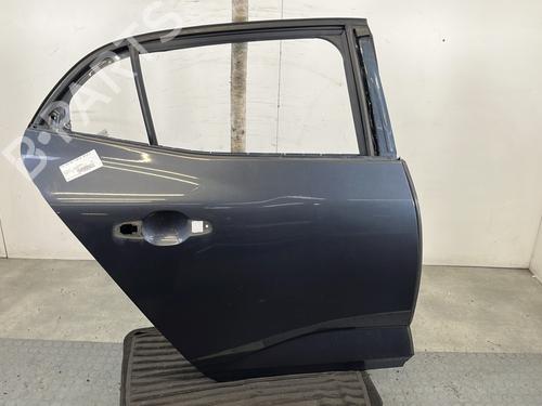 dr-hjre-bagtil-renault-megane-iv-hatchback-b9amn_-2015-31980510 main image