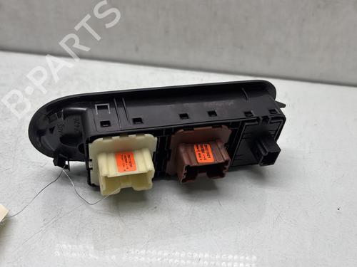 Left front window switch DACIA DUSTER (HS_) 1.5 dCi | BP29507790I27 