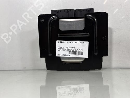 Calculateur moteur (ecu) PEUGEOT PARTNER Box Body/MPV 1.6 BlueHDi 100 (100 hp) 29724765