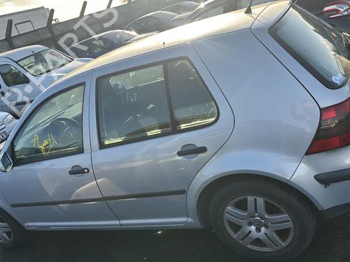 Left taillight VW GOLF IV (1J1) 1.6 | BP31881185C34 