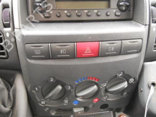 Seat buckle CITROËN JUMPER I Van (244) 2.0 HDi | BP19985954I32 