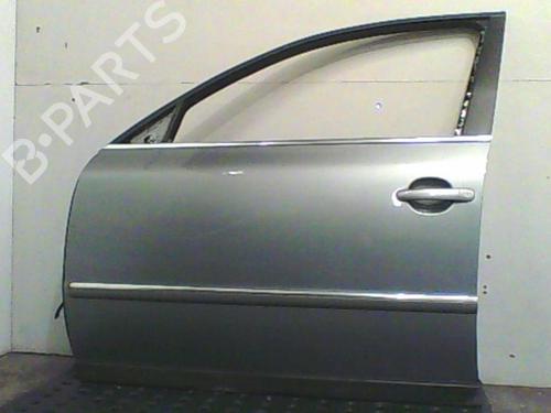 Used Left front door VW PASSAT B5.5 Variant (3B6) 2.5 TDI (150 hp) 19985849