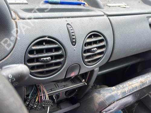 Headlight switch RENAULT KANGOO (KC0/1_) D 65 1.9 (KC0E, KC02, KC0J, KC0N) | BP33180800I24  - Image 17