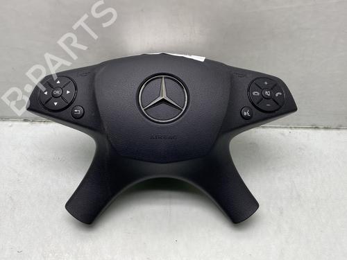 Used Driver airbag MERCEDES-BENZ C-CLASS (W204) C 200 CDI (204.001) (136 hp) 26152708