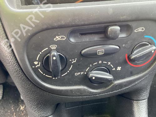 Left front door PEUGEOT 206 Hatchback (2A/C) 1.9 D | BP24136132C2 