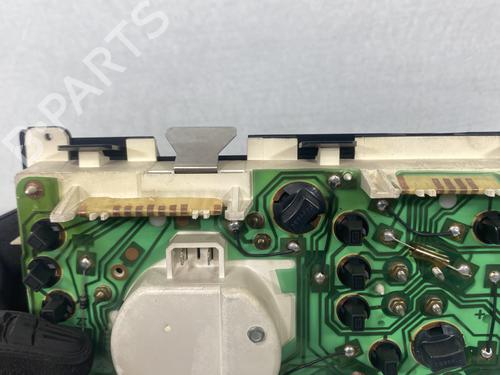 Used Instrument cluster Instrument cluster RENAULT ESPACE II (J/S63_) 2.1 TD (J633, J634, J/S635, J/S63D) (88 hp) 33001436 33001436
