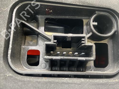 Used Right taillight Right taillight 33484753 33484753