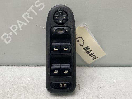 Used Left front window switch PEUGEOT 308 I (4A_, 4C_) 1.6 HDi (109 hp) 32854147