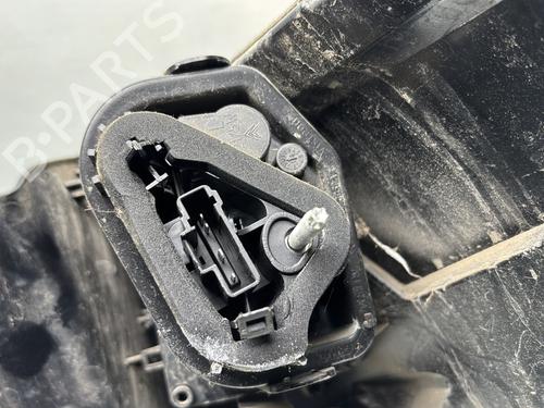 left-taillight-citroen-c5-iii-break-rw_-2008-2009-2010-2011-2012-2013-2014-2015-2016-2017-32208277 main image