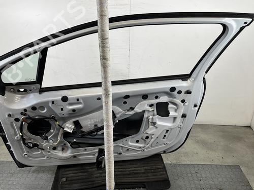 Right front door PEUGEOT 208 I (CA_, CC_) 1.2 THP 110 | BP29339898C3 