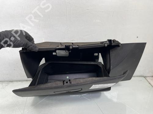 Used Glove box Glove box 37249334 37249334