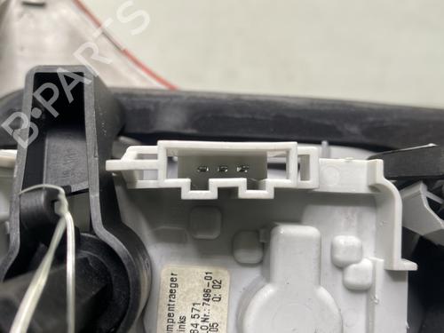 left-tailgate-light-audi-a4-b7-avant-8ed-2004-2005-2006-2007-2008-31877644 main image