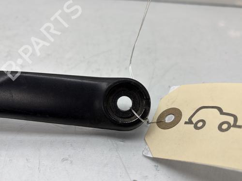 Used Front windshield wiper arm Front windshield wiper arm 20035015 20035015