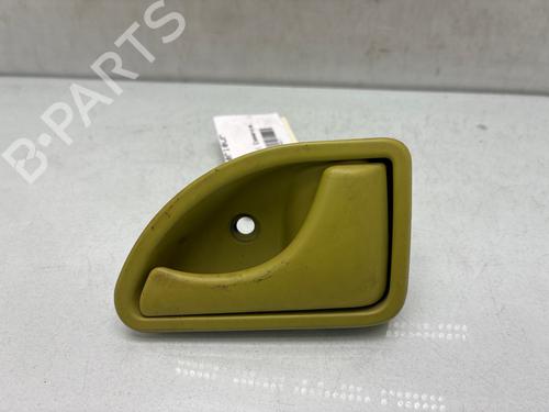 Used Front right interior door handle Front right interior door handle 37452225 37452225
