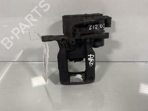 Used Right rear brake caliper PEUGEOT 3008 II SUV (MC_, MR_, MJ_, M4_) 1.5 BlueHDi 130 (131 hp) 19952839