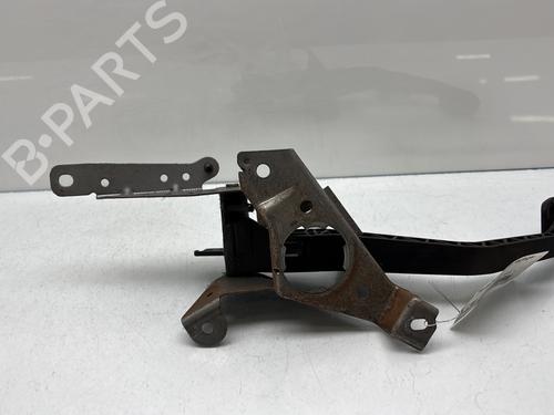 Used Clutch pedal Clutch pedal FORD C-MAX (DM2) 1.6 TDCi (90 hp) 28704697 28704697