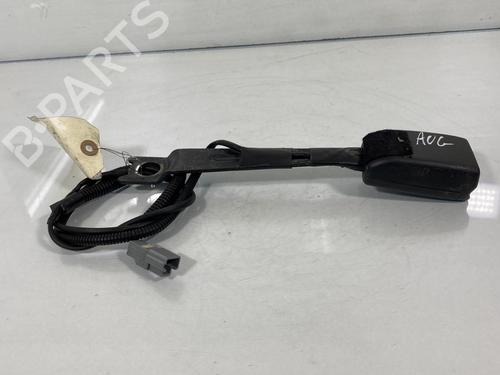 Used Seat buckle Seat buckle TOYOTA AURIS (_E15_) 2.0 D-4D (ADE150_, ADE150R) (126 hp) 19999933 19999933