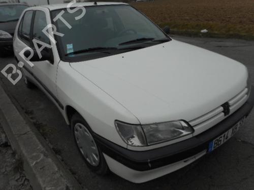 Grille PEUGEOT 306 Hatchback (7A, 7C, N3, N5)  | BP20033664C40 